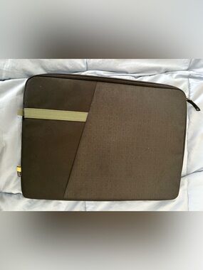 Case Logic Black Laptop Sleeve with Olive Accent Strap — Slim Protective Case